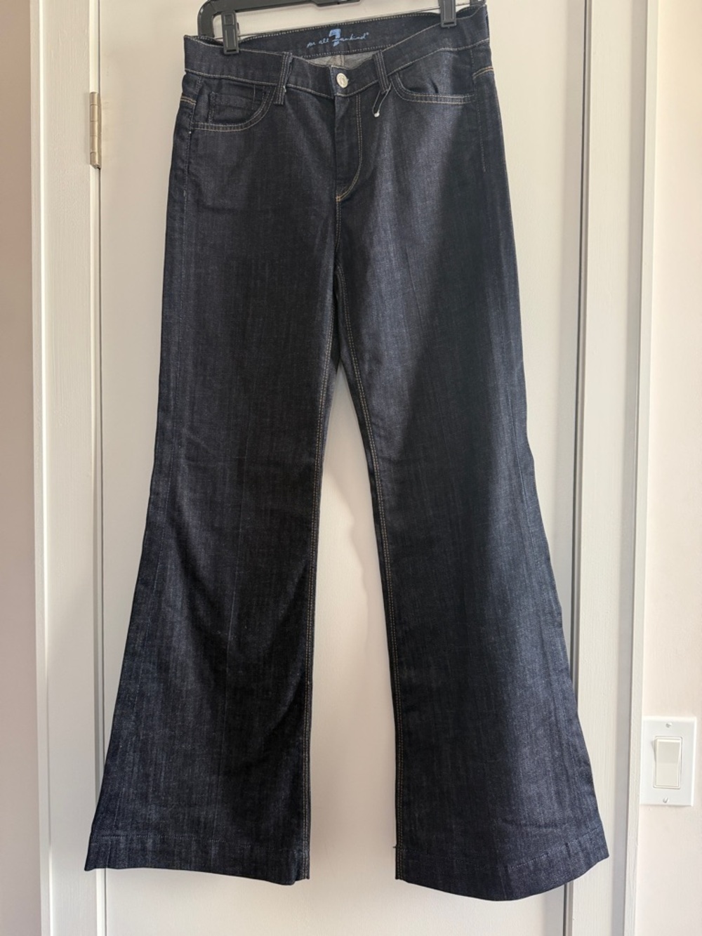 7 For All Mankind ginger Dark Wash Flare Jeans size 28 - Picture 2 of 14